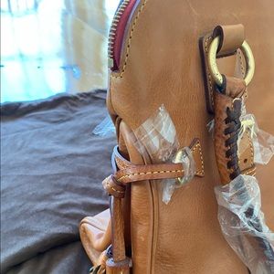 Dooney and bourke dome satchel